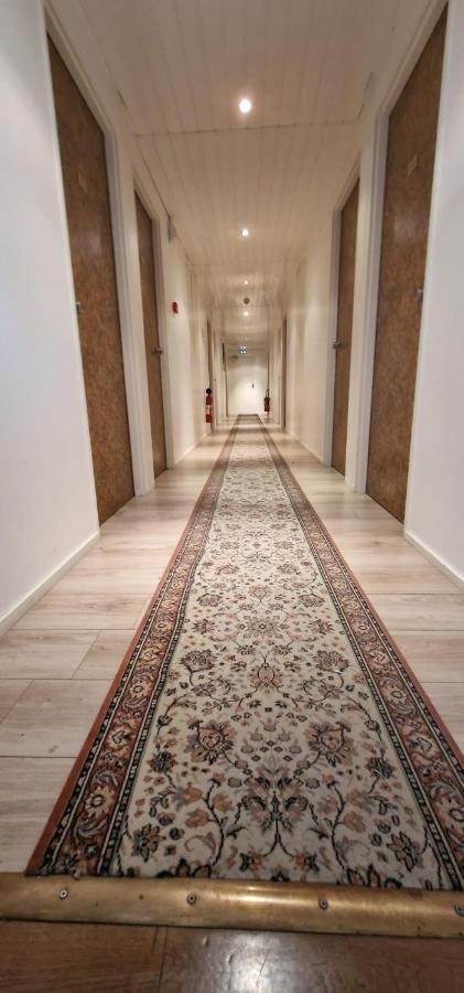 Kyriad Direct Arpajon Exterior foto